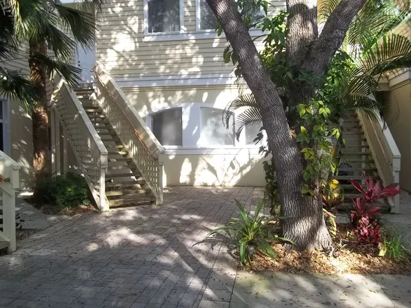 1235 Winding Oaks Cir E Unit R-506, Vero Beach, FL 32963