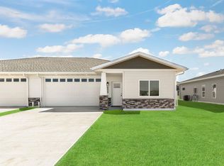 805 9th Ave SW #B, Perham, MN 56573