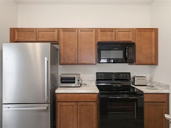 5th image of 31 Brooke Ct SE