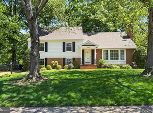 8603 Cushman Pl, Alexandria, VA 22308