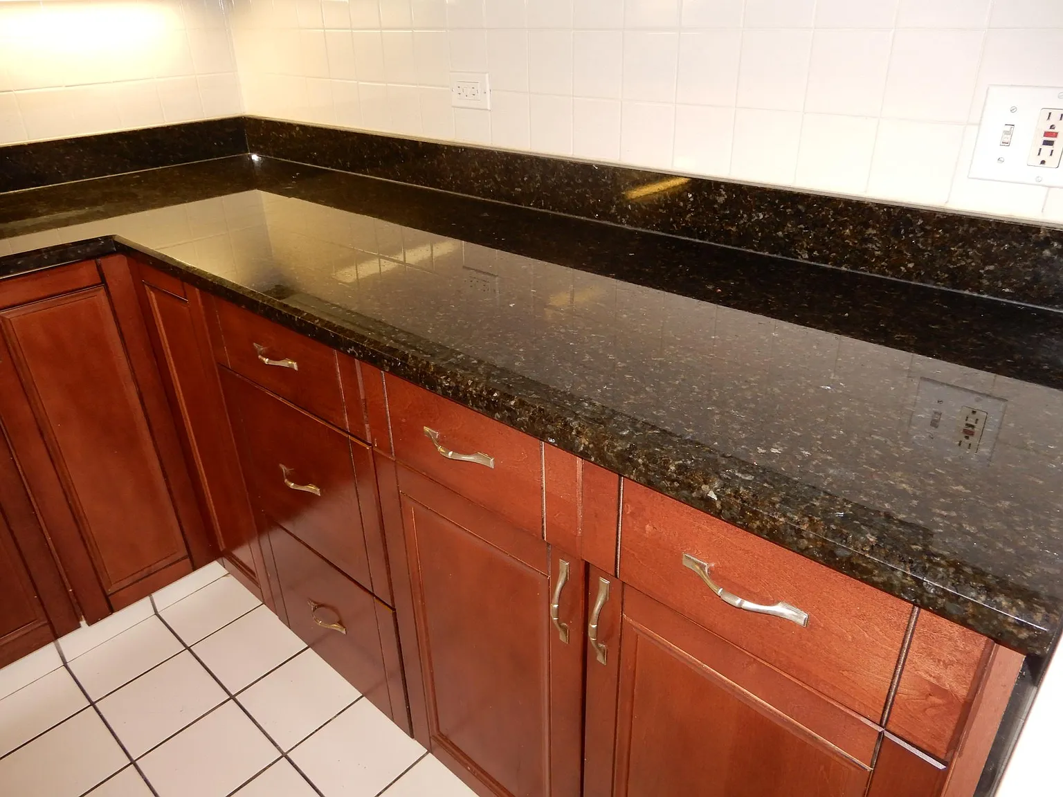 442 Jackson Blvd — Photo 4