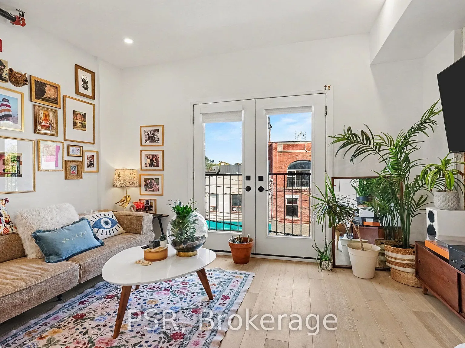 2 bed, $3,000 — Photo 2