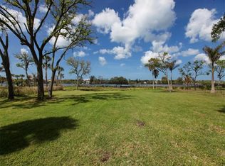 5840 Jamila River Dr, Venice, FL 34293