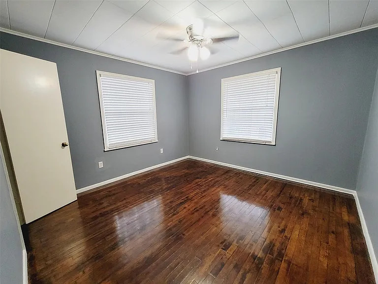 7535 Thurow St — Photo 12