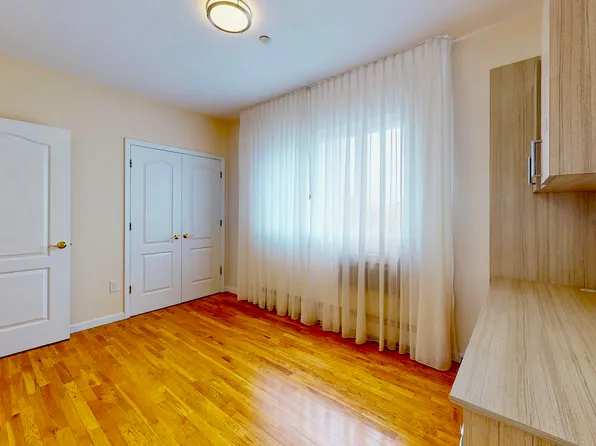 2900 East 29th Street image 20 of 23