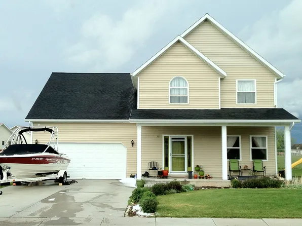 225 Chapman St, Lander, WY 82520