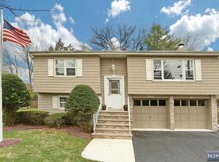 26 Emerson Rd, Westwood, NJ 07675