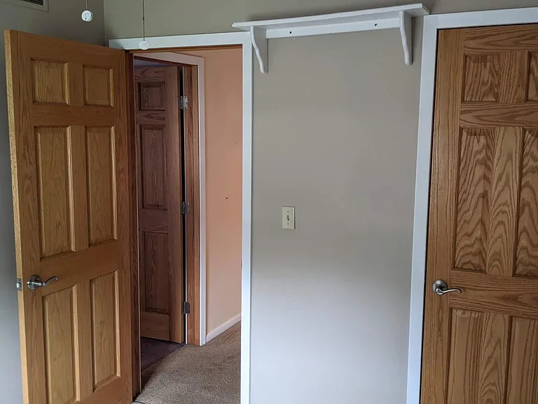 6745 Middlebrook Blvd — Photo 20