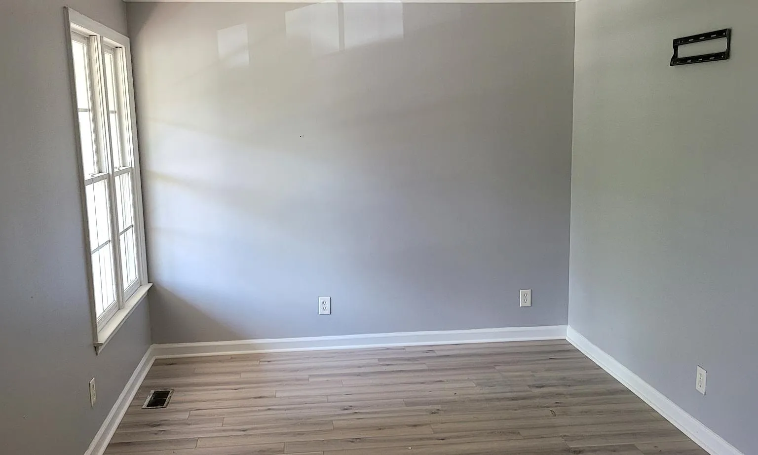 2 bed, 1020 sqft, $1,300 — Photo 4