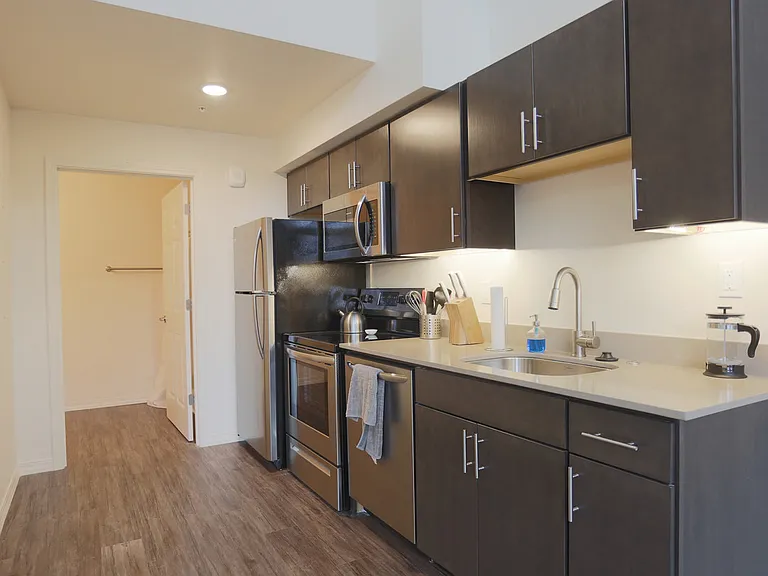 7180 N Leavitt Ave — Photo 28