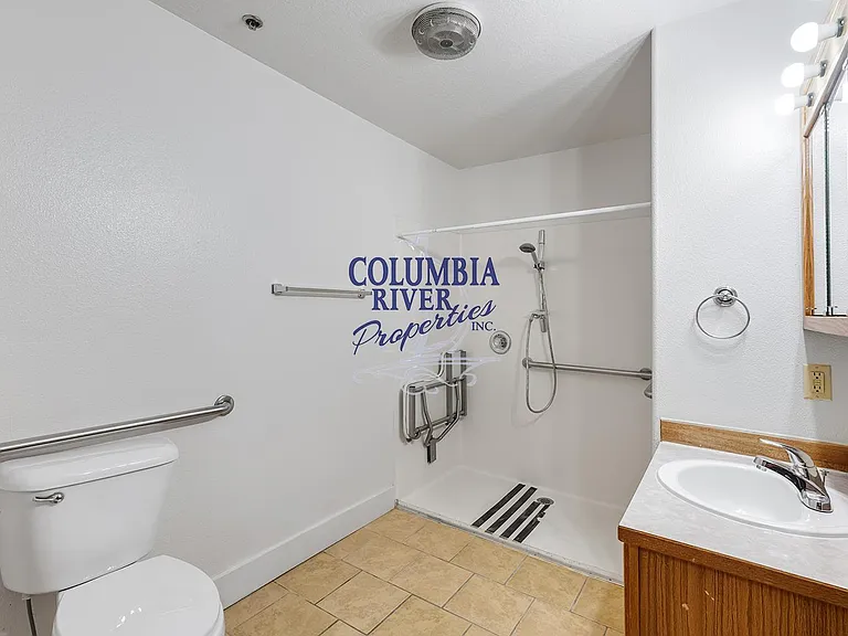 4244 Ocean Beach Hwy #102 — Photo 17