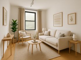 1007 Lexington Ave