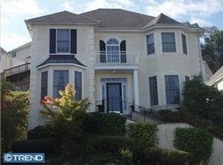 1113 Riverview Ln, Conshohocken, PA 19428