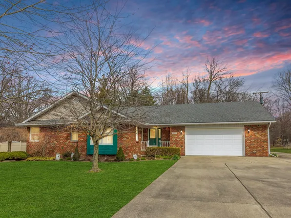 38850 Barth St, Romulus, MI 48174