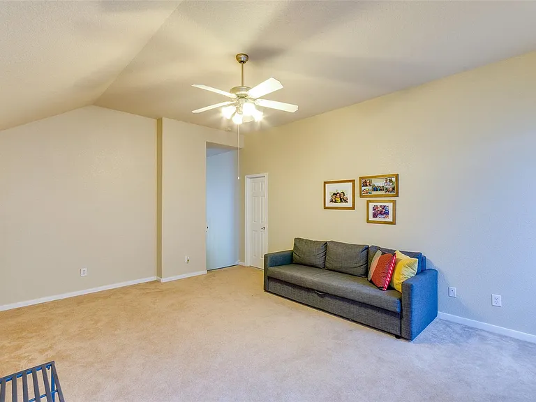 10 Caelin Ct — Photo 24