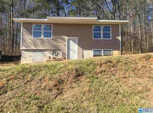 79 Farm Lake Rd, Trussville, AL 35173