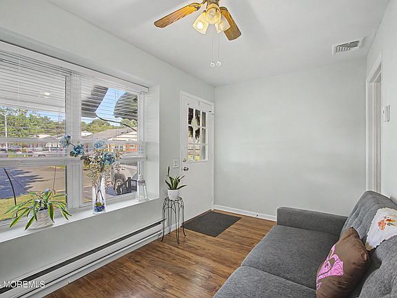 3rd image of 971 B Constitution Boulevard