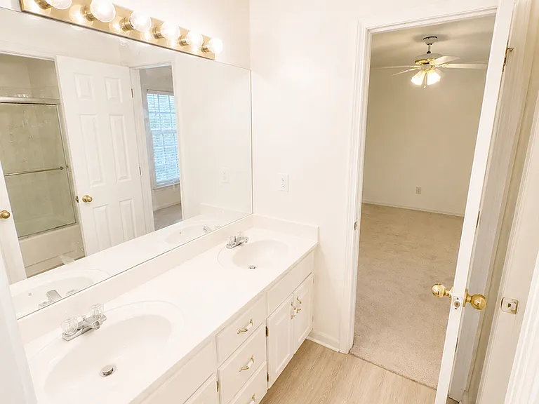 13172 Kessler St — Photo 26