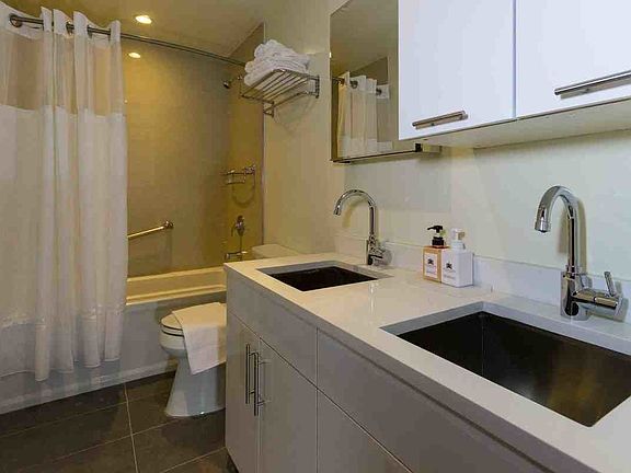 5th image of 348 E 51st St #2X