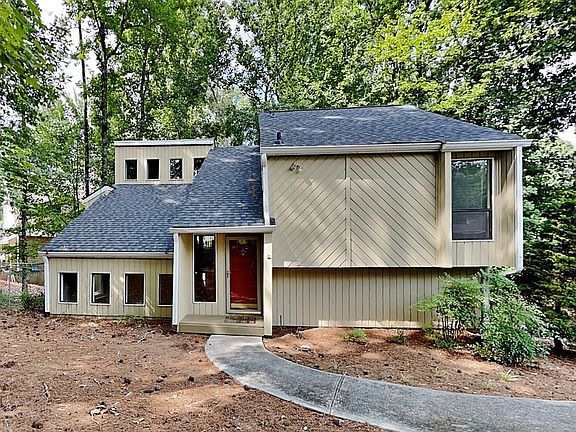 2nd image of 2205 Oakrill Ct