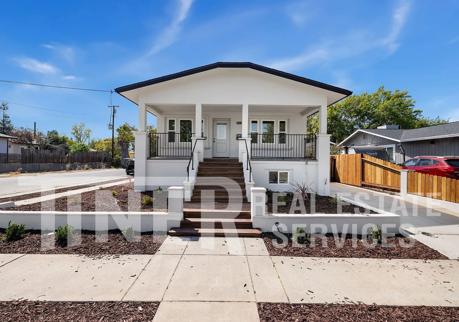 201 Fig St - Tier 2 - Modern Craftsman Living in Roseville — Photo 1