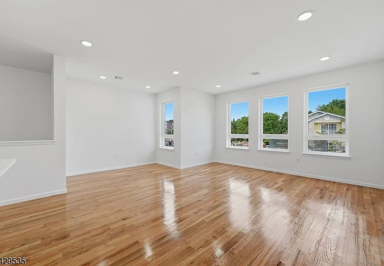 68 Sherman Ave #2 — Photo 3
