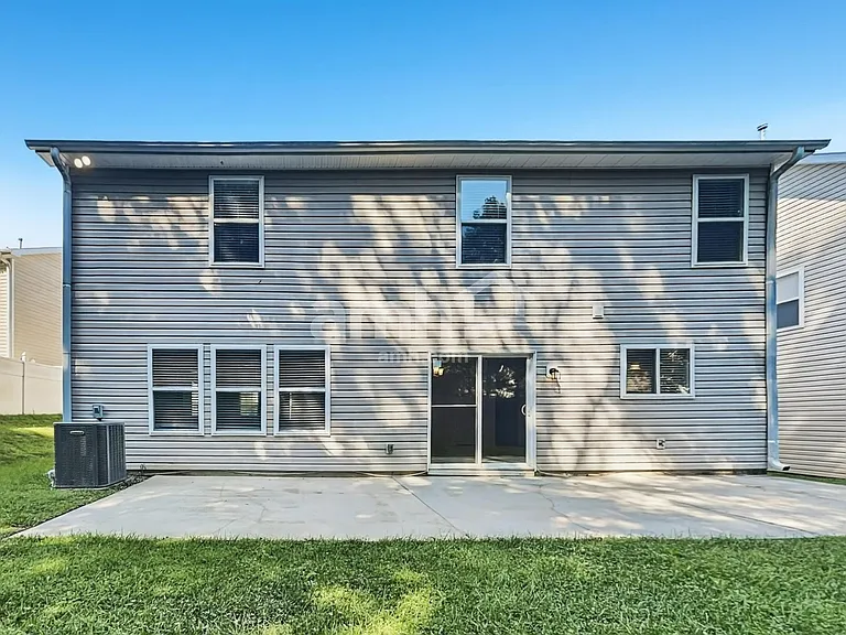 2116 Maple Tree Ct — Photo 19
