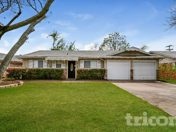 902 Woodbrook St, Arlington, TX 76011