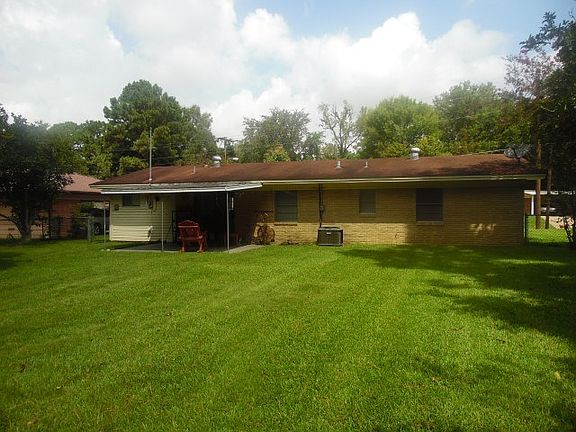 2nd image of 104 Belva Dr