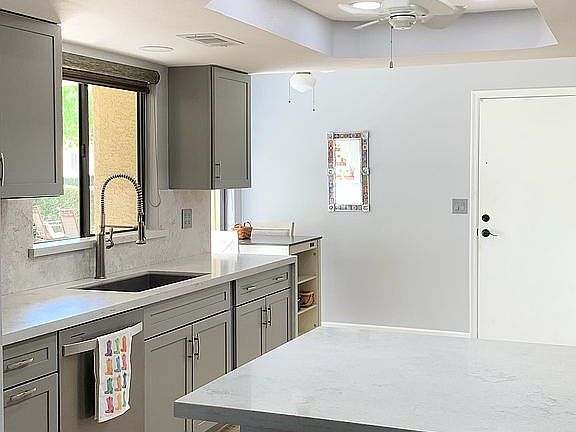 2nd image of 558 S Palo Verde Way