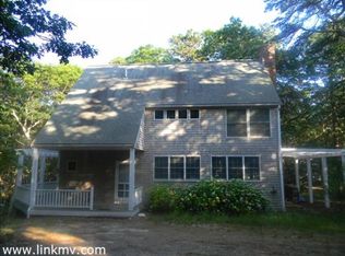 36 Meadow Ln, Tisbury, MA 02568