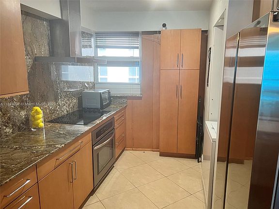 2nd image of 4100 Galt Ocean Dr APT 1406