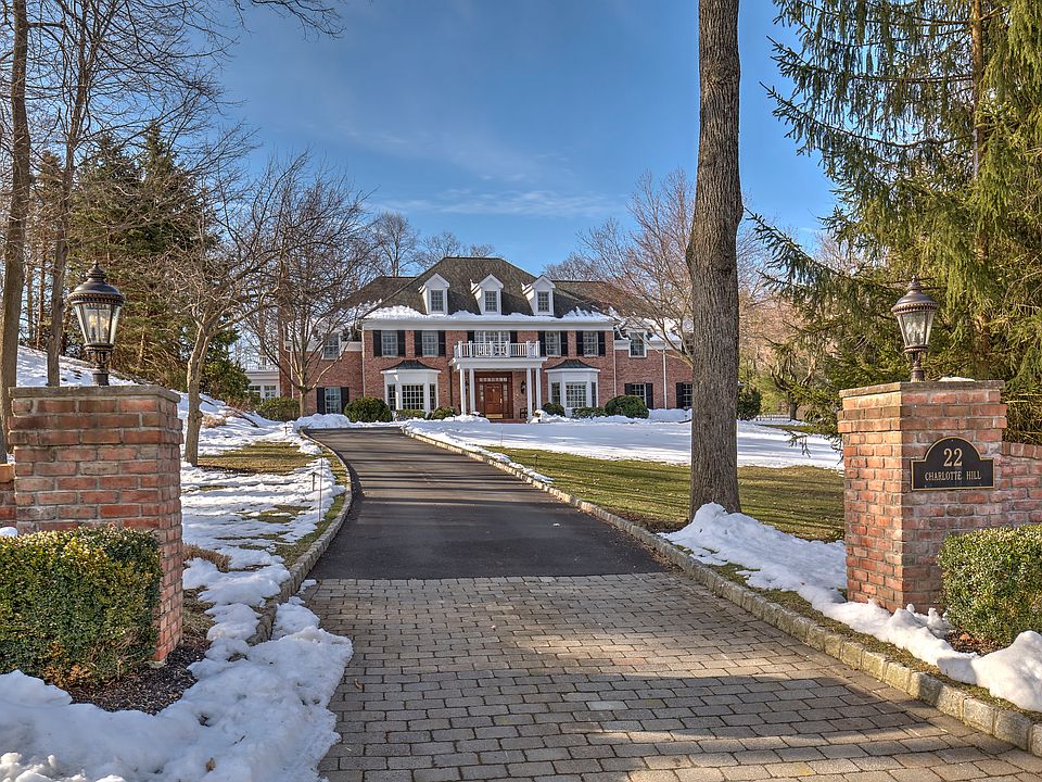 1st image of 22 Charlotte Hill Dr