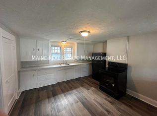 200 Center St APT 1, Old Town, ME 04468