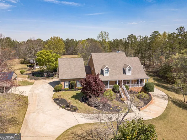 8906 E Carroll Rd, Winston, GA 30187