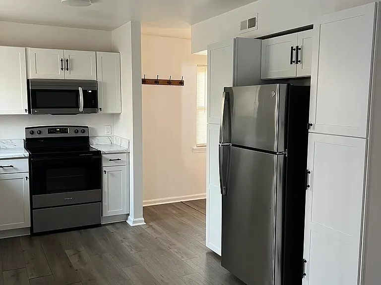 3849 Sunstream Pkwy — Photo 11