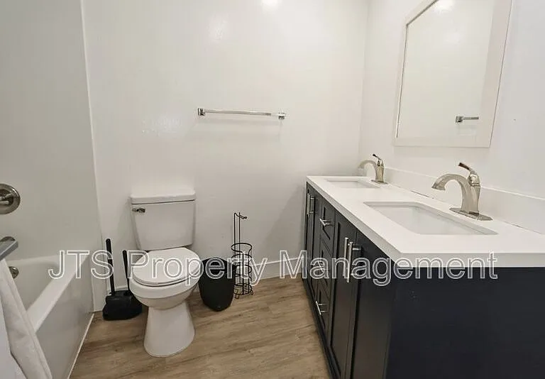 10524 Croetto Way #3 — Photo 35