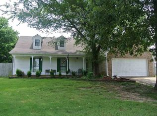 3930 Meade Lake Rd, Millington, TN 38053