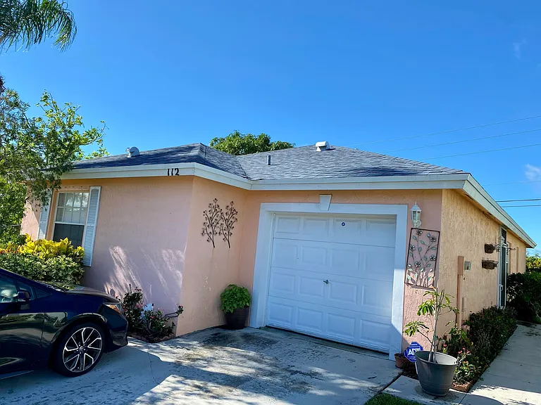 112 Sunset Blvd — Photo 10