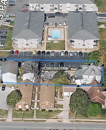 2nd image of 939 South Ave