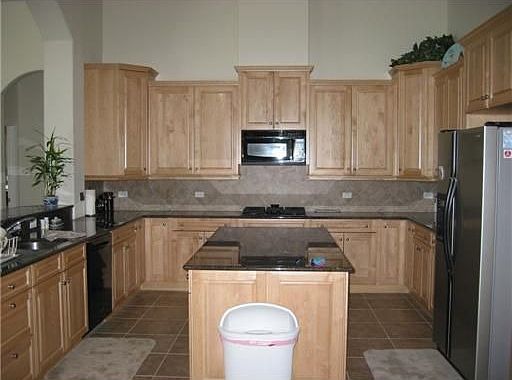 3rd image of 20853 Broadwater Dr
