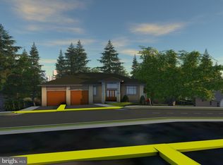 7701 Dolly Dr, Lorton, VA 22079