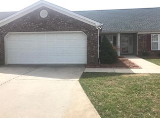 3966 Cobblestone Bend Dr, High Point, NC 27265