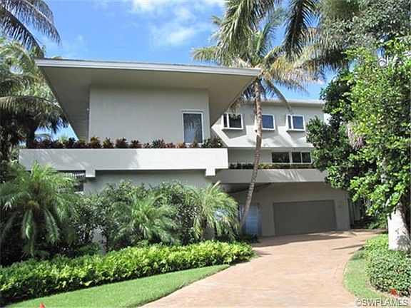 3rd image of 880 Sea Dune Ln