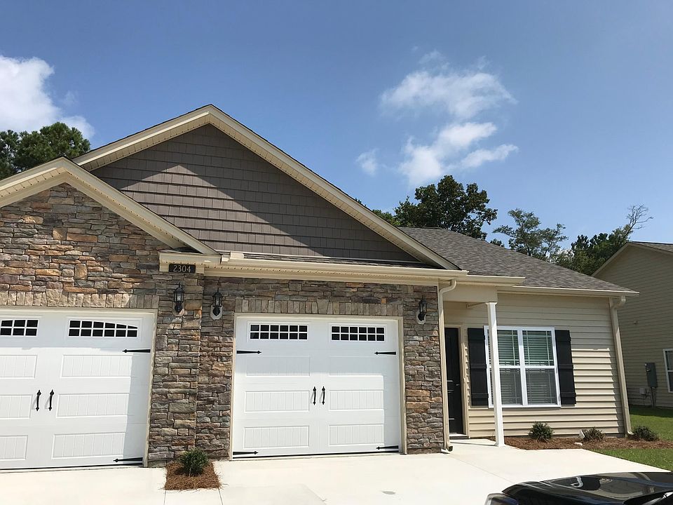 1st image of 2304 B Sweet Bay Dr