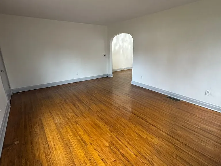 3921 W Ridge Rd — Photo 11