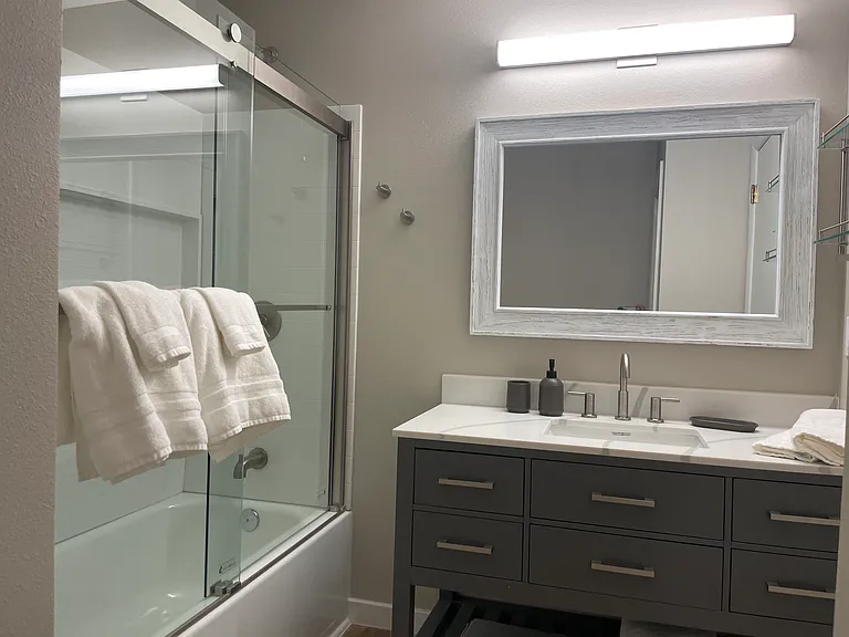 3009 Meadowbrook Dr — Photo 24