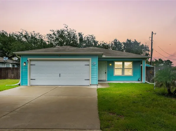 702 Portside Way, Aransas Pass, TX 78336