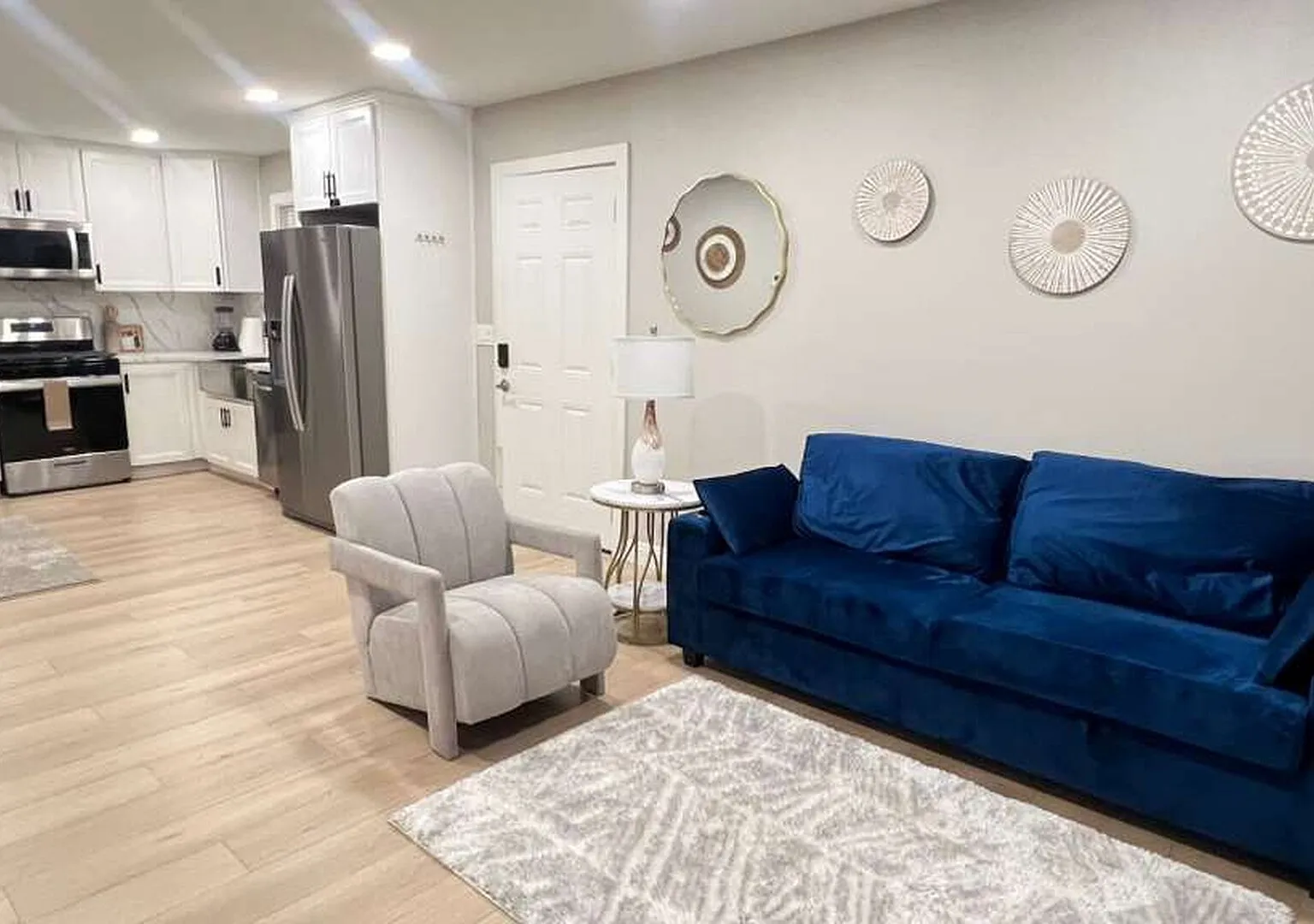321 W Park Avenue Unit A — Photo 3
