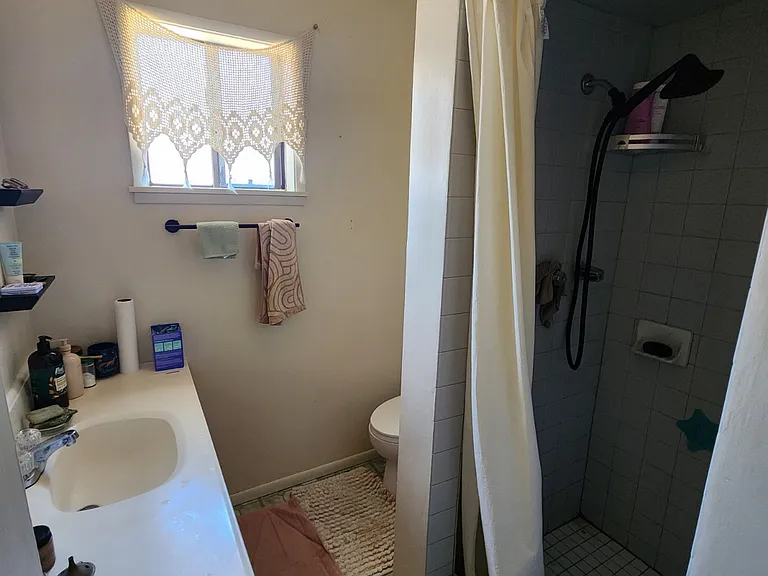 Primrose Ln — Photo 12